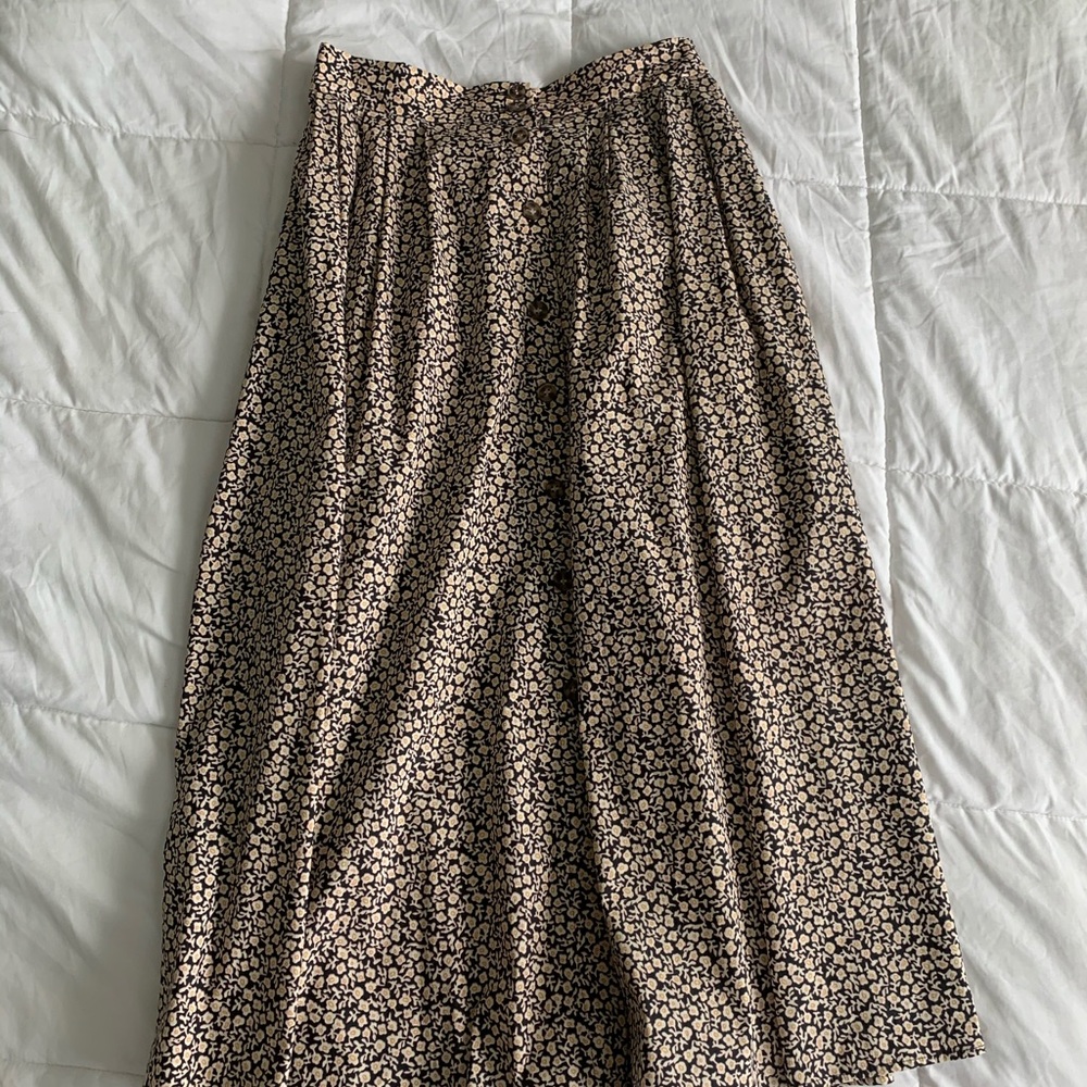 TRADE RESERVED H&M Maxi Skirt